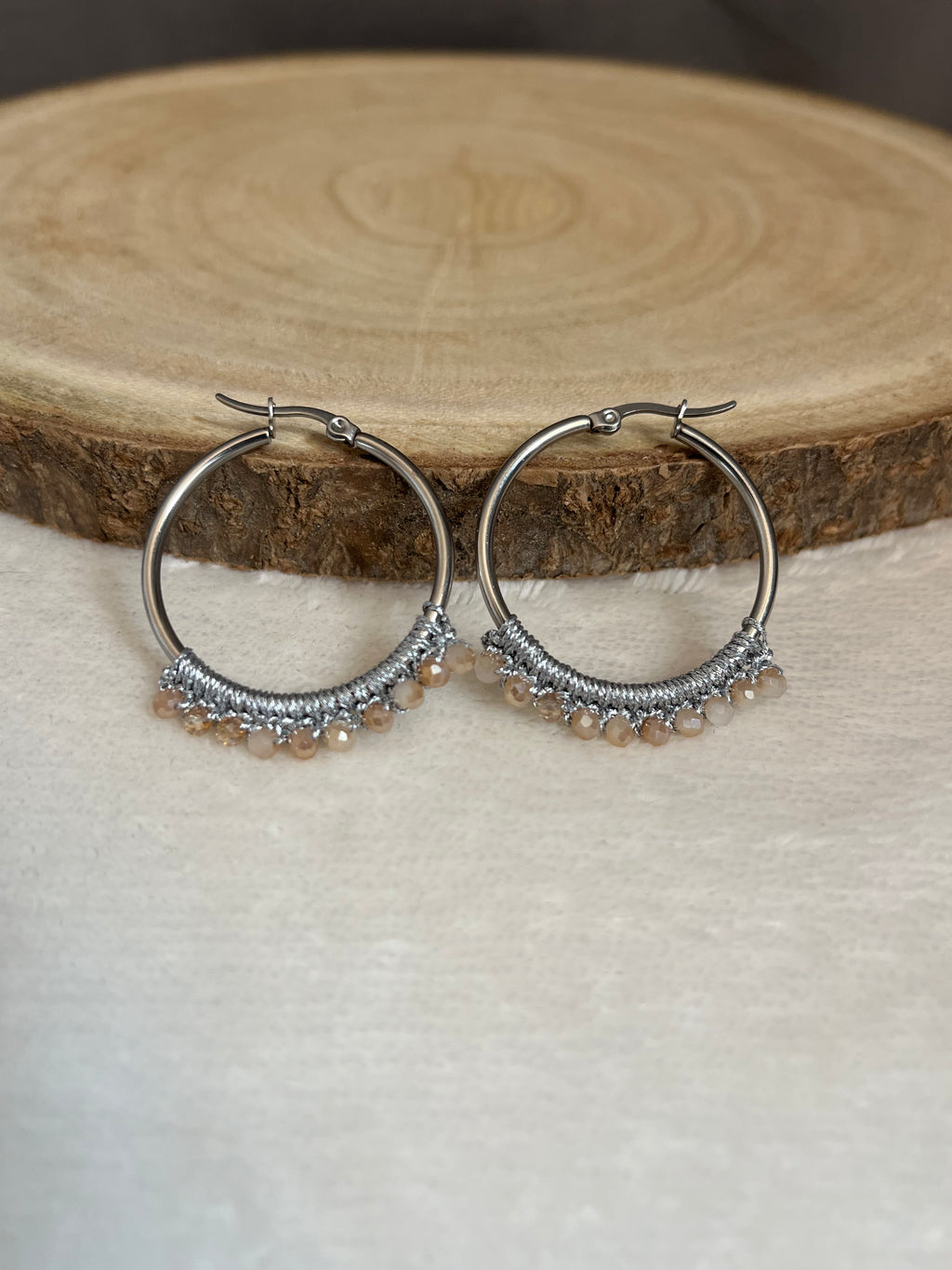Boucles d’oreilles argentées en crochet faites main