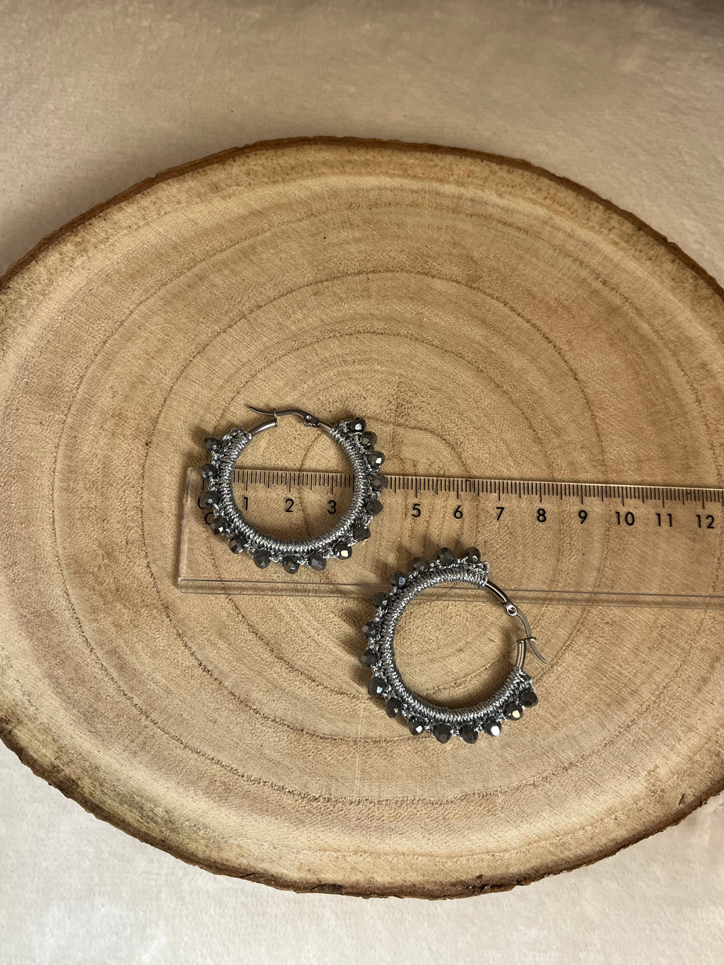 Boucles d’oreilles argentées en crochet faites main