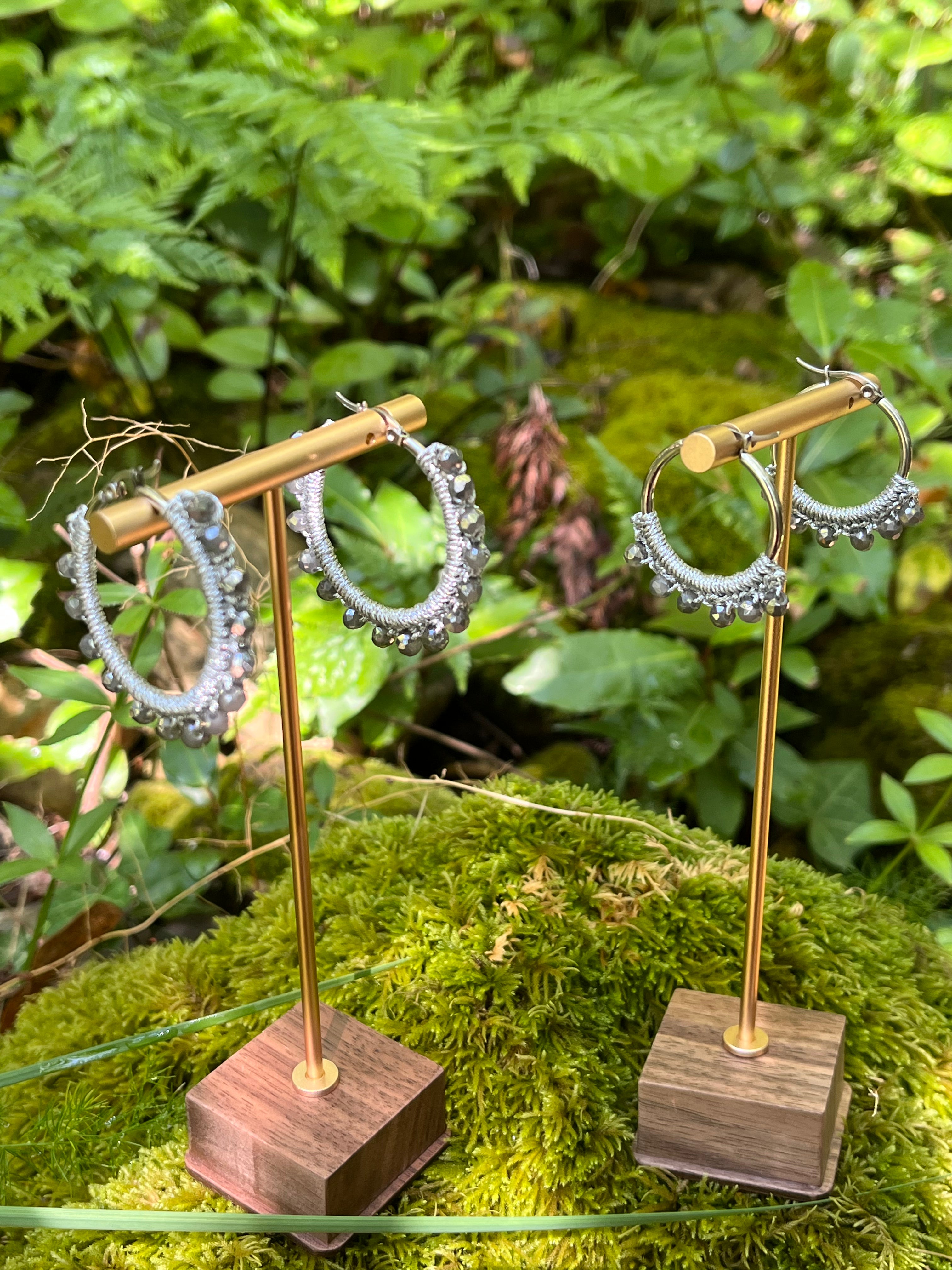Boucles d’oreilles argentées en crochet faites main
